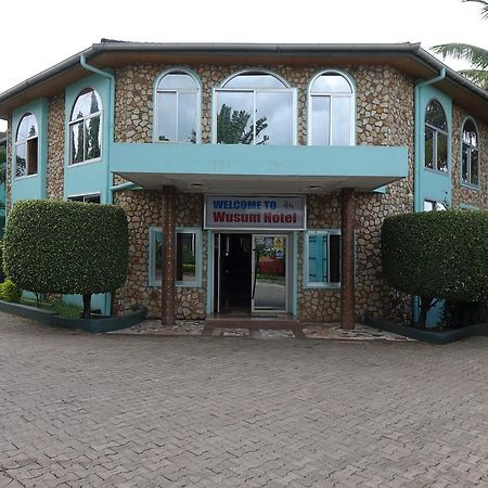 Wusum Hotel Makeni Buitenkant foto